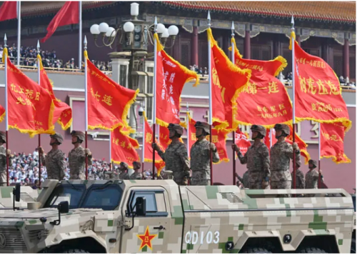 诚至信党支部组织观看 9.3 阅兵 激发爱国热情与职业使命感9月3日，上海市诚至信律师事务所党支部组织全体党员律师集中观看了纪念中国人民抗日战争暨世界反法西斯战争胜利80周年阅兵式。此次观看活动在律所会议室举行，旨在通过共同回顾历史，激发党员律师的爱国热情和职业使命感。 当天上午，支部党员早早来到会议室，整齐就座，怀着崇敬的心情等待阅兵仪式开始。 在观看过程中，大家被阅兵仪式上整齐划一的方阵、先进精良的武器装备以及高昂奋进的受阅队伍所震撼。党员律师们纷纷表示，阅兵仪式不仅展示了我国强大的国防实力，更彰显了